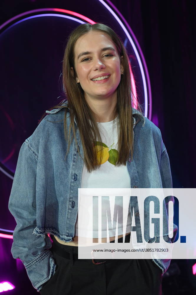 Schauspielerin und Comedienne Josepha Walter zu Gast bei der ARD Show Ladies Night die einzige Comedy- und Kabarettshow mit rein weiblicher Besetzung im deutschsprachigen Fernsehen: