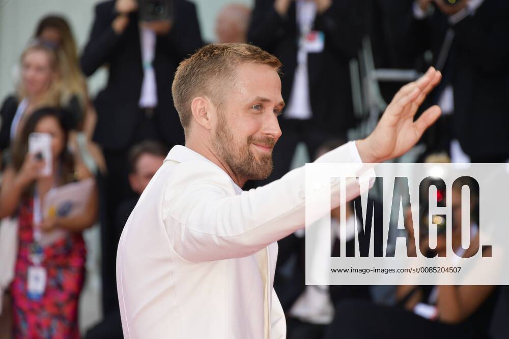 Foto IPP Daniele Cifala 29 08 2018 75 th Mostra Internazionale d Arte Cinematografica Festival del Cinema di Venezia First Man Premiere, Opening Ceremony And Lifetime Achievement Award Red Carpet Arrivals nella foto :l attore Ryan Gosling 0