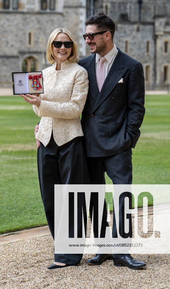 . 31 03 2026. Windsor, United Kingdom. Actress Carey Mulligan with her husband Marcus Mumford, after she received a CBE at an Investiture at Windsor Castle, United Kingdom xi-Imagesx IIM-26674-0008