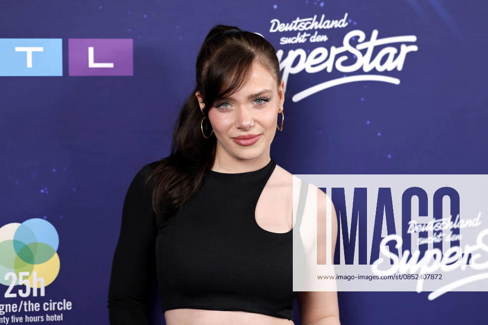Sängerin Marie Wegener kommt zur exklusiven Preview der neuen Staffel der Castingshow DSDS im 25 hours Hotel. Köln, 01.04.2026 NRW Deutschland