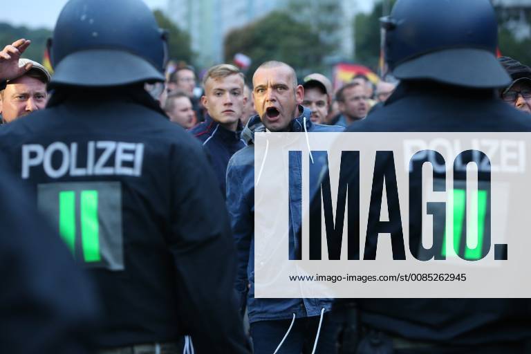 (180902) -- CHEMNITZ, Sept. 2, 2018 -- Far-right protesters attend a demonstration in Chemnitz, eastern Germany, on Sept. 1, 2018. Around 8,000 people took to the streets in German city Chemnitz on Saturday, including both supporters of the right-wing party the AfD and xenophobic initiatives, and people who protest against xenophobia, the German Press Agency (DPA) reported. ) (yy) GERMANY-CHEMNITZ-PROTESTS KevinxVoigt