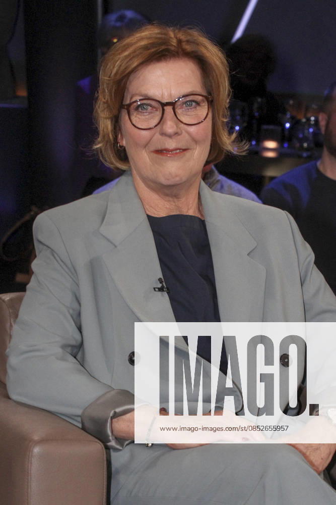 ABB TALKSHOW- Dora Heldt - Baerbel Schmidt deutsche Schriftstellerin. zu Gast in der NDR Talkshow , aus dem NDR 3 Studio am Freitag 03.04.2026 in Hamburg Hamburg Deutschland