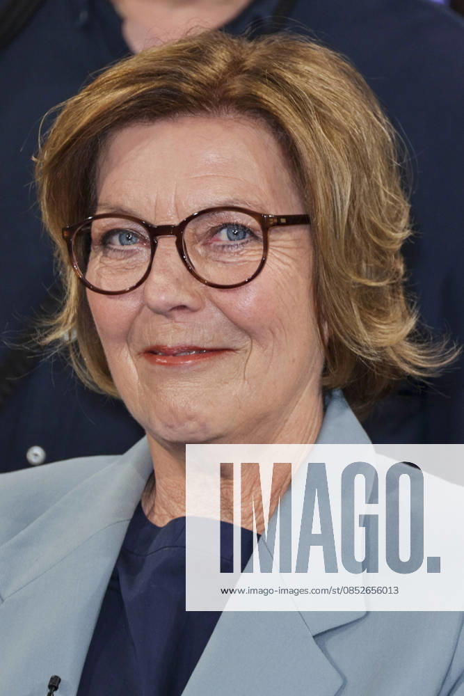 ABB TALKSHOW- Dora Heldt - Baerbel Schmidt deutsche Schriftstellerin. zu Gast in der NDR Talkshow , aus dem NDR 3 Studio am Freitag 03.04.2026 in Hamburg Hamburg Deutschland