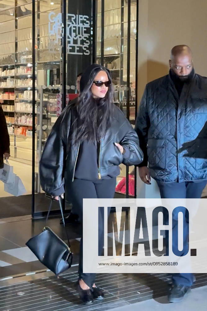 Rihanna went shopping at Galeries Lafayette in Paris on April 6, 2026 Rihanna went shopping at Galeries Lafayette in Paris on April 6, 2026 Paris France