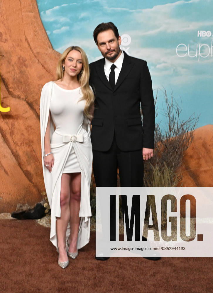 ˜Euphoria S3 Los Angeles Premiere Sydney Sweeney and Sam Levinson arriving to the season 3 Euphoria Los Angeles premiere held at the TCL Chinese Theatre on April 07, 2026 in Hollywood, CA. Hollywood TCL Chinese Theatre California USA