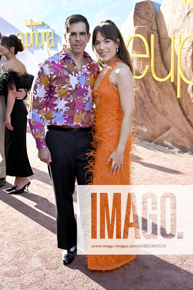 Eli Roth und Vittoria Buraschi bei der Premiere der 3. Staffel der HBO-Serie Euphoria im TCL Chinese Theatre. Los Angeles