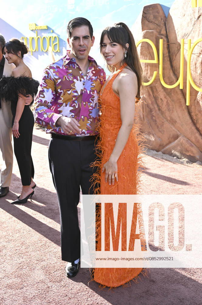 Eli Roth und Vittoria Buraschi bei der Premiere der 3. Staffel der HBO-Serie Euphoria im TCL Chinese Theatre. Los Angeles