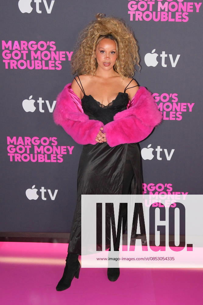 NEW YORK, NEW YORK APRIL 08 Lion Babe Apple s Margo s Got Money Troubles premiere at Regal Union Square on April 08, 2026 in New York City Credit Chris Gonzalez AdMedia 454871 2026 04 08