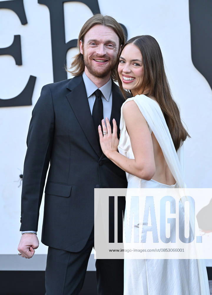 ˜Beef season 2 World Premiere Finneas O Connell and Claudia Sulewski arriving to ˜Beef season 2 World Premiere at Egyptian Theatre on April 08, 2026 in Hollywood, CA. Hollywood Egyptian Theatre California USA