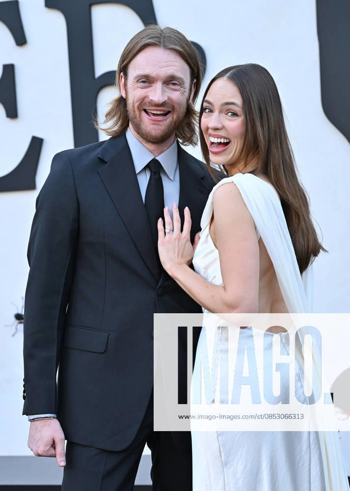 ˜Beef season 2 World Premiere Finneas O Connell and Claudia Sulewski arriving to ˜Beef season 2 World Premiere at Egyptian Theatre on April 08, 2026 in Hollywood, CA. Hollywood Egyptian Theatre California USA