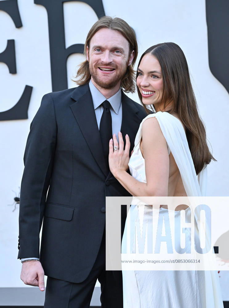 ˜Beef season 2 World Premiere Finneas O Connell and Claudia Sulewski arriving to ˜Beef season 2 World Premiere at Egyptian Theatre on April 08, 2026 in Hollywood, CA. Hollywood Egyptian Theatre California USA