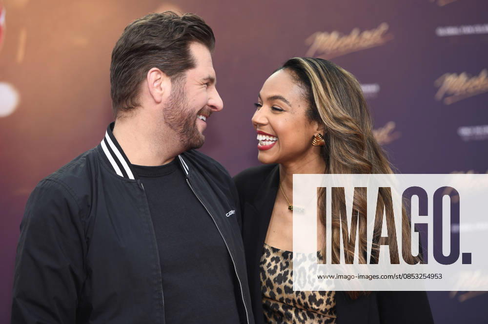 Maurice Gajda und Alexandra Maurer bei der Premiere des Kinofilms Michael in der Uber Eats Music Hall. Berlin