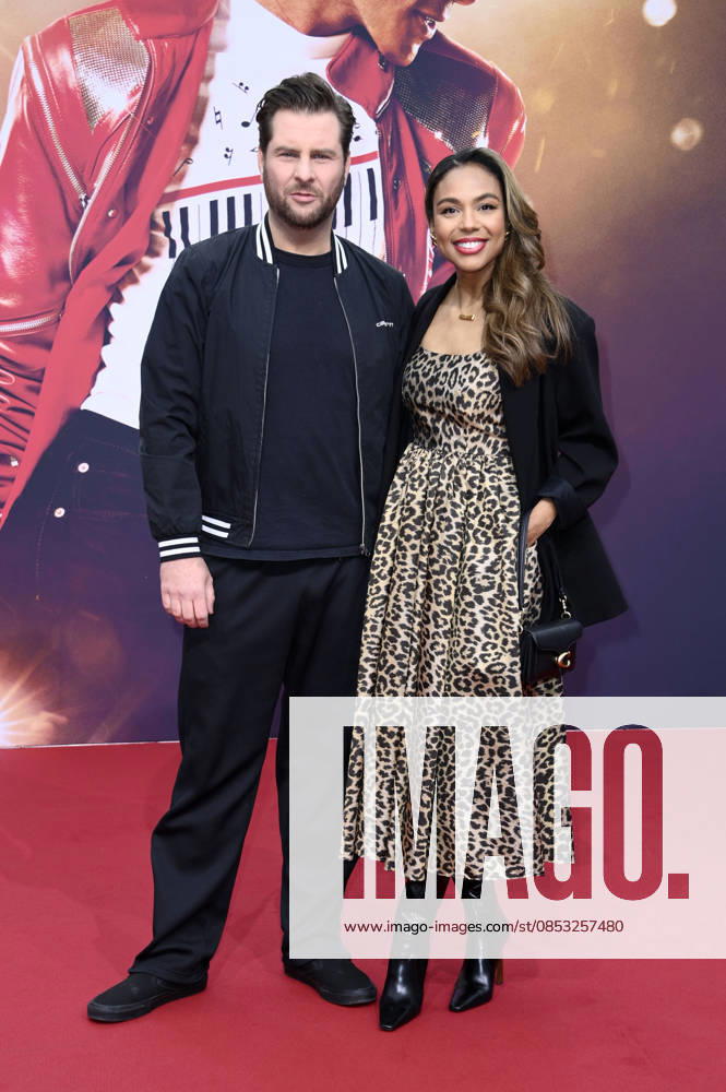 Maurice Gajda und Alexandra Maurer bei der Premiere des Kinofilms Michael in der Uber Eats Music Hall. Berlin