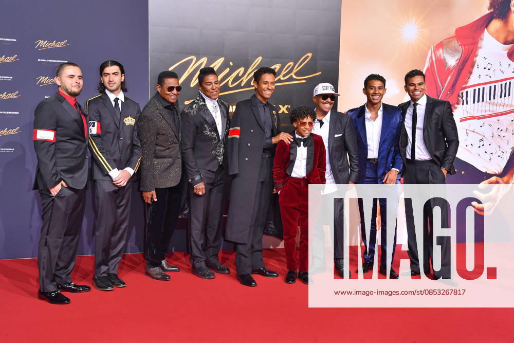 Bigi Jackson, Prince Jackson, Jackie Jackson, Jermaine Jackson, Marlon Jackson und Gäste bei der Internationalen Premiere im Rahmen der Global Fan Celebration zu MICHAEL in Berlin am 10.04.2026