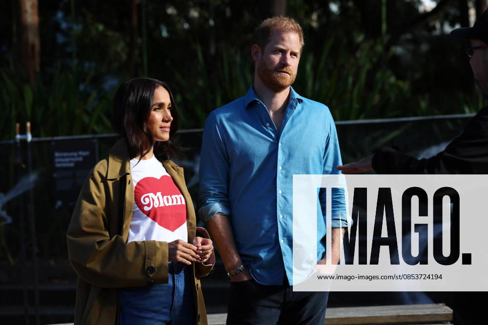 HARRY AND MEGHAN AUSTRALIA VISIT, Prince Harry and Meghan, the Duke and Duchess of Sussex participate in the Scar Tree Walk at Birrarung Marr during a visit to Australia, Melbourne, Thursday, April 16, 2026. ( NO ARCHIVING MELBOURNE VICTORIA AUSTRALIA