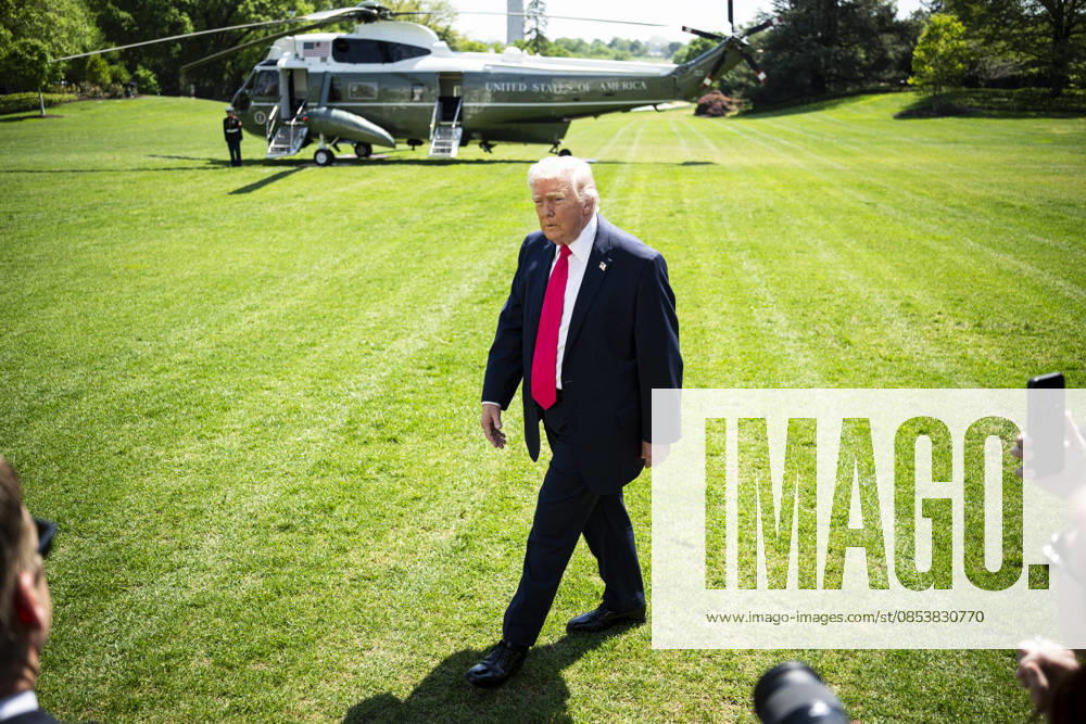 DC: President Trump Departs the White House United States President Donald J Trump walks on the South Lawn of the White House before departing on Marine One, in Washington, D.C., on Thursday, April 16, 2026. President Trump is traveling to Las Vegas, Nevada for an event highlighting Republican tax policies after the April 15 tax deadline. Credit: CNP AdMedia Washington District of Columbia United States of America