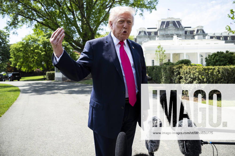 DC: President Trump Departs the White House United States President Donald J Trump speaks to members of the media on the South Lawn of the White House before departing on Marine One, in Washington, D.C., on Thursday, April 16, 2026. President Trump is traveling to Las Vegas, Nevada for an event highlighting Republican tax policies after the April 15 tax deadline. Credit: CNP AdMedia Washington District of Columbia United States of America