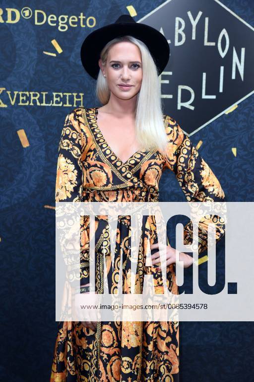 Sarah Knappik Golden Hours Berlin feiert Babylon Berlin in der Bar Tausend in Berlin am 10.09.2018