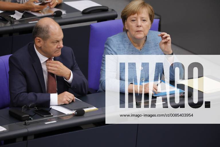 Olaf Scholz, Bundesminister der Finanzen, Bundeskanzlerin Angela Merkel,, Deutschland, Berlin, 47. Sitzung des Deutschen Bundestages am Dienstag, dem 11. September 2018