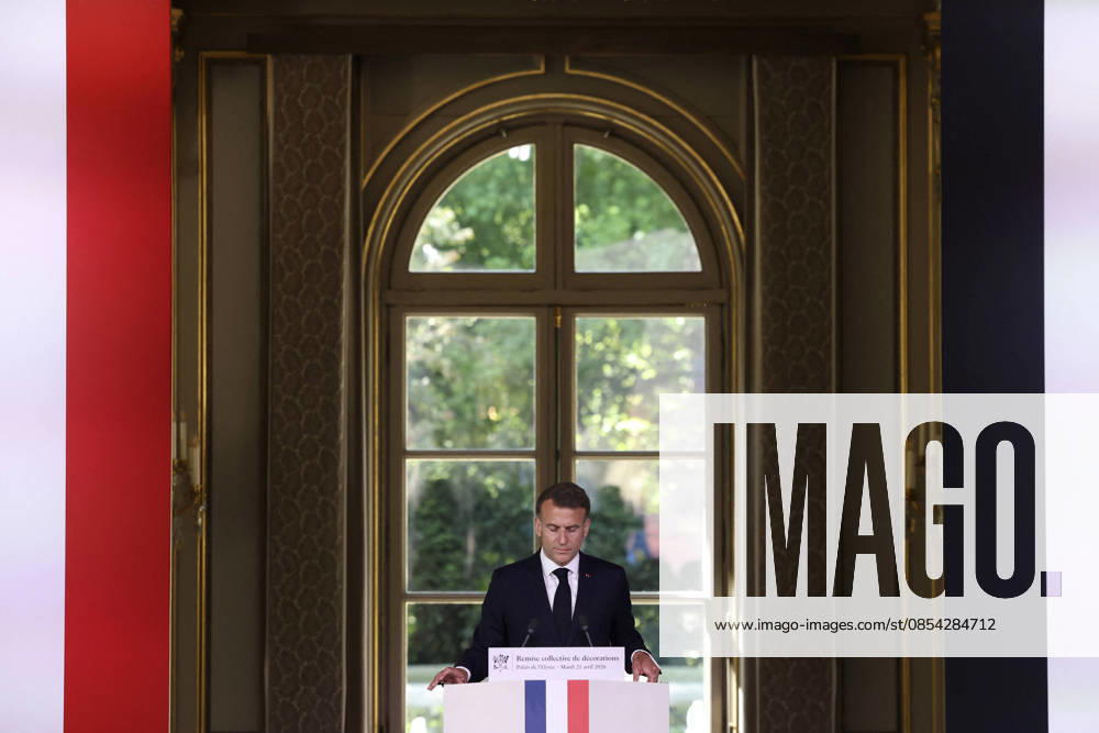 Decoration Ceremony For The Police Forces Who Intervened At The Bataclan - Paris France s President, Emmanuel Macron delivers a speech during a ceremony for awarding collective decorations to the police forces who intervened at the Bataclan during the attacks on November 13, 2015, at the Elysee Presidential palace, in Paris, on April, 21, 2026. Photo by Stephane Lemouton Pool ABACAPRESS.COM Paris France