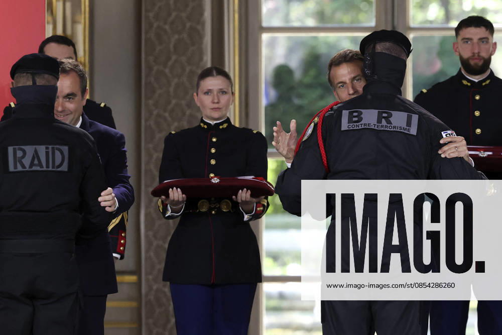 Sébastien Lecornu, Prime Minister, Emmanuel Macron, President of the French Republic Ceremony to award collective decorations to the police officers who intervened in the Bataclan concert hall on November 13, 2015 s attacks, at the Elysee Palace in Paris, on April 21, 2026 France s President, Emmanuel Macron decorates police officers after awarding them during a ceremony to honour the police officers who intervened in the Bataclan concert hall on November 13, 2015 s attacks, at the Elysee Palace in Paris, on April 21, 2026 Paris France