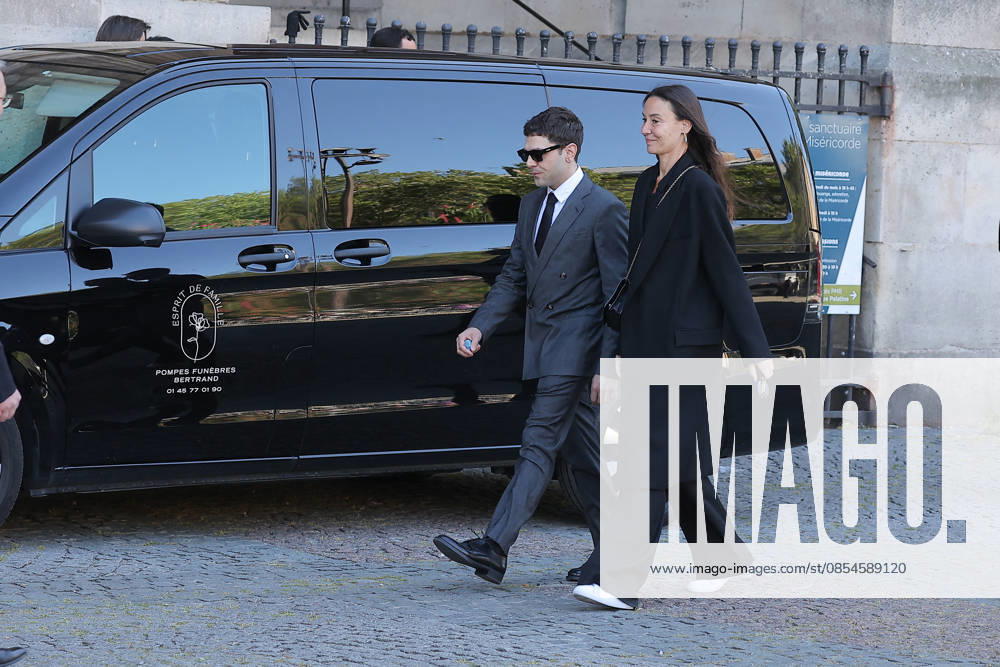 Nathalie Baye Funeral - Paris Xavier Dolan attending the funeral of French actress Nathalie Baye at Saint Sulpice Church, in Paris, France on April 24, 2026. Photo by Nasser Berzane ABACAPRESS.COM Paris France