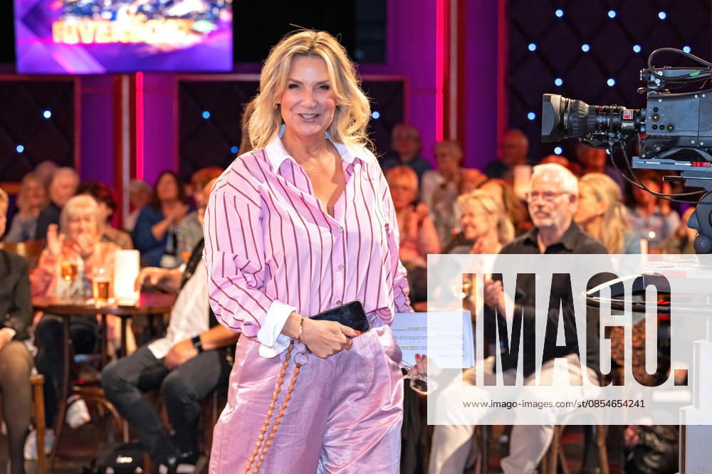 MDR - Riverboat. Moderatorin Kim Fisher anläßlich der Aufzeichnung der MDR - Talkshow Riverboat am 24.04.2026 in der Mediacity Leipzig. 20260424ADO0003
