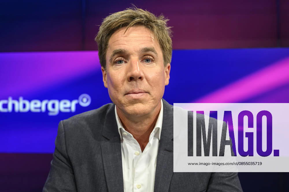 V.l.: Markus Feldenkirchen (Der Spiegel), GER, Berlin, Studio, zu Gast bei Maischberger, politische Talkshow, TV, Format, mit Moderatorin Sandra Maischberger, Das Erste, aus Adlershof Am Studio 20, 28. April 2026,