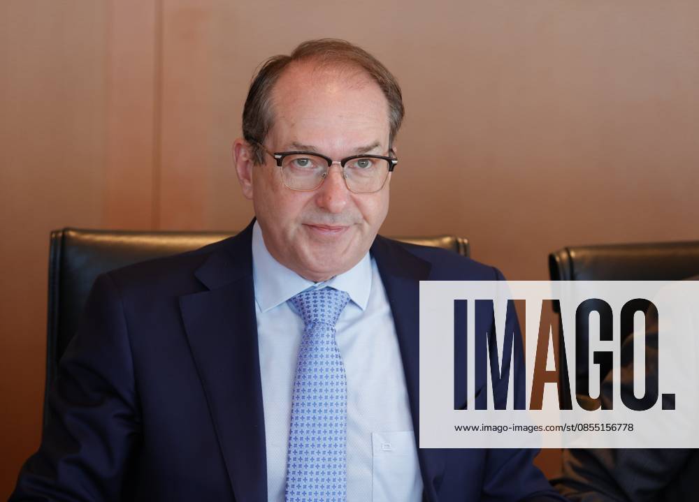 Alexander Dobrindt (CSU), Bundesinnenminister, Deutschland, Berlin, Bundeskanzleramt, Das Bundeskabinett befasst sich in seiner 42. Sitzung am 29. April 2026 unter anderem mit dem Gesetzentwurf zur Stabilisierung der Beitragssätze in der gesetzlichen Krankenversicherung und den Eckwerten des Regierungsentwurfs zum Bundeshaushalt 2027.