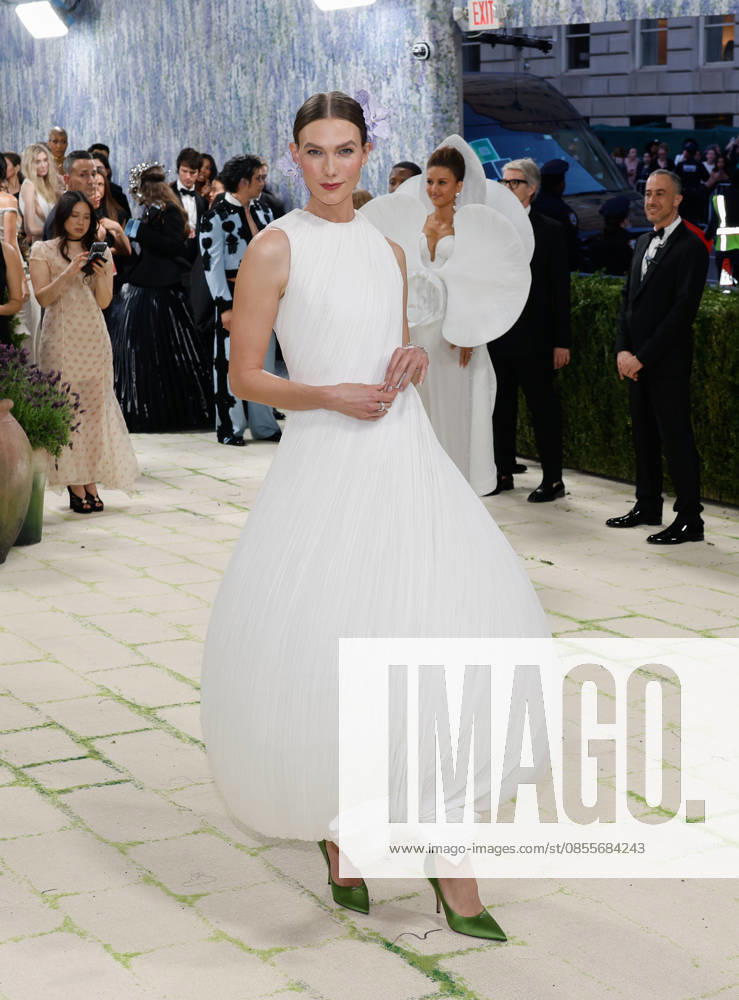Karlie Kloss arrives on the red carpet for the 2026 Met Gala celebrating Costume Art at The Metropolitan Museum of Art on Monday, May 4, 2026 in New York City. NYP2026050460 JOHNxANGELILLO