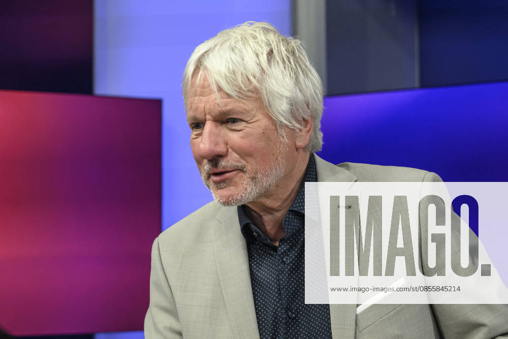 V.l.: , GER, Berlin, Studio, zu Gast bei Maischberger, politische Talkshow, TV, Format, mit Moderatorin Sandra Maischberger, Das Erste, aus Adlershof Am Studio 20, 06. Mai 2026,