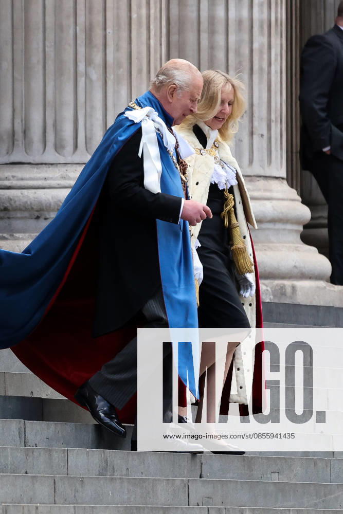 London, UK. King Charles III, accompanied by his Page and Dame Susan Langley, departs St Paul s Cathedral after attending a service of the Order of St Michael and St George, one of the chivalric orders from which honours are granted annually on the advice of the Prime Minister. London UK - ZUMAl94_ 20260507_zaf_l94_092
