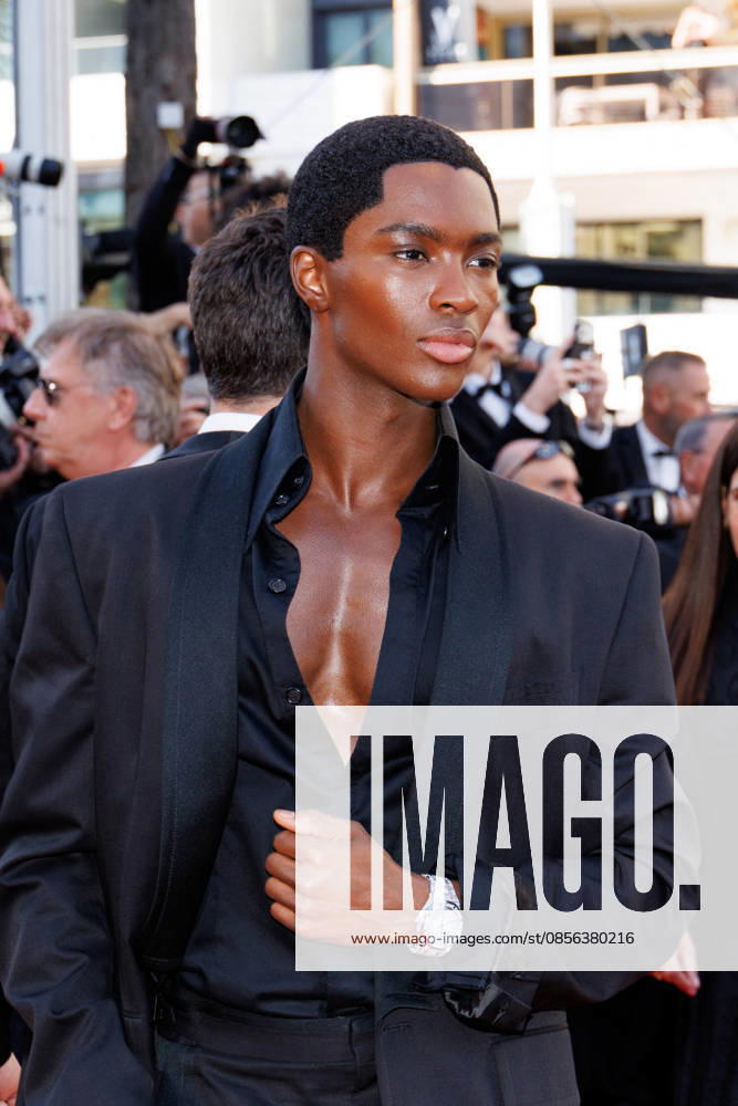 Alton Mason Montée des marches du film La vénus électrique pour la cérémonie douverture du 79ème Festival International du Film de Cannes, le 12 mai 2026 Jacovides Moreau Bestimage Red carpet for The electric kiss during the 79th Cannes International Film Festival Opening ceremony on May 12, 2026 Cannes France
