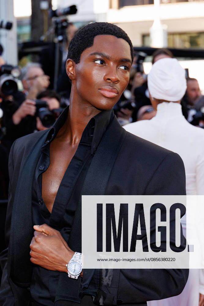 Alton Mason Montée des marches du film La vénus électrique pour la cérémonie douverture du 79ème Festival International du Film de Cannes, le 12 mai 2026 Jacovides Moreau Bestimage Red carpet for The electric kiss during the 79th Cannes International Film Festival Opening ceremony on May 12, 2026 Cannes France