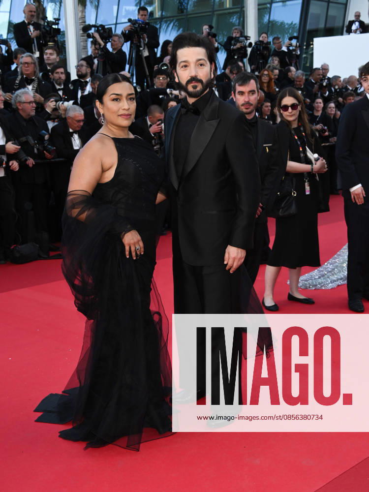 IPA84604197 - Cannes, 79th Cannes Film Festival 2026, Red Carpet di Apertura. Nella foto Diego Luna, Adriana Paz