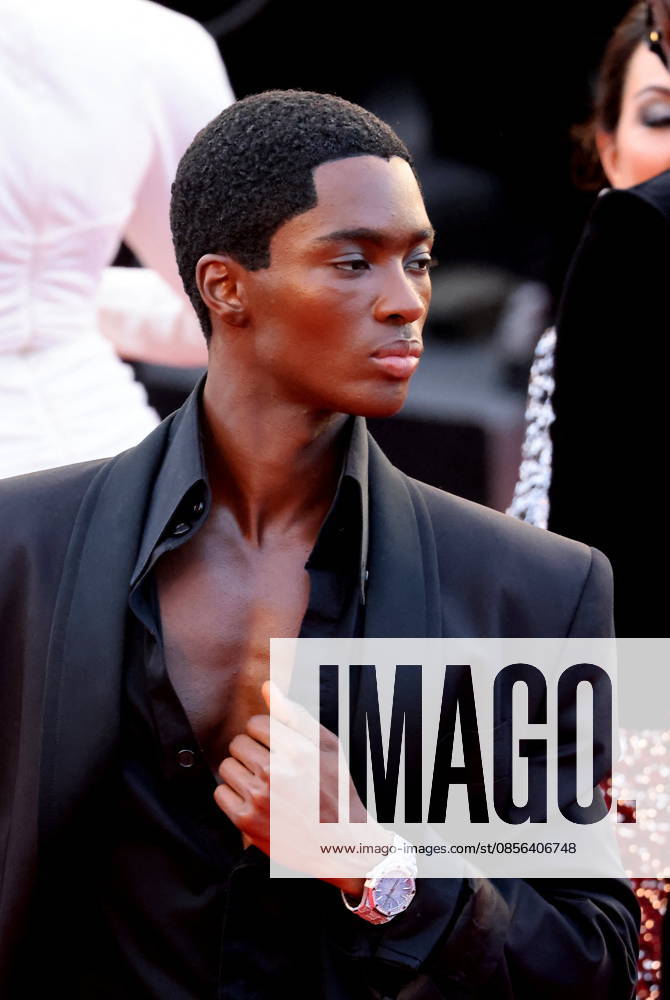 Alton Mason Montée des marches du film La vénus électrique pour la cérémonie douverture du 79ème Festival International du Film de Cannes, le 12 mai 2026 Jacovides Moreau Bestimage Red carpet for The electric kiss during the 79th Cannes International Film Festival Opening ceremony on May 12, 2026 Cannes France