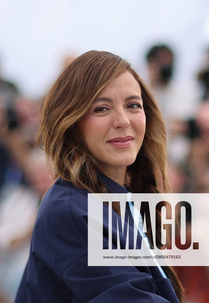 Monia Chokri présidente du jury au photocall du jury Caméra dOr lors du 79ème Festival International du Film de Cannes, France, le 13 mai 2026 Jacovides Moreau Bestimage Camera DOr Jury photocall at the 79th annual Cannes Film Festival at Palais des Festivals on May 13, 2026 in Cannes, France Cannes France