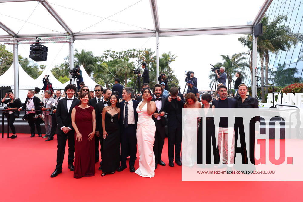 Cannes, Cote D azur, France: GAEL GARCIA BERNAL, DIEGO LUNA, ADRIANA PAZ, ANNA DIAZ, DIEGO RABASA, VALIERIE DELPIERRE, INNA PAYAN and LUIS SALINAS of the movie Ceniza en la Boca on the red carpet for the premiere screening of NAGI NOTES at the 79th Annual Cannes Film Festival at Palais des Festivals in Cannes, France Cannes France - ZUMAc179 20260513_zep_c179_096