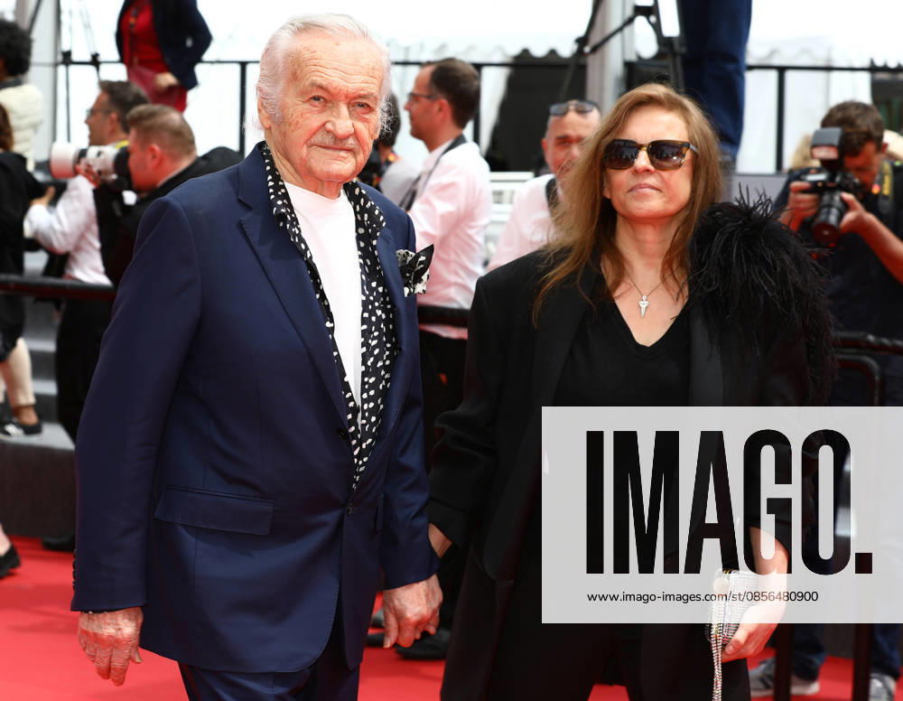 Cannes, Cote D azur, France: JERZY SKOLIMOWSKI and EWA PIASKOWSKA on the red carpet for the premiere screening of NAGI NOTES at the 79th Annual Cannes Film Festival at Palais des Festivals in Cannes, France Cannes France - ZUMAc179 20260513_zep_c179_098