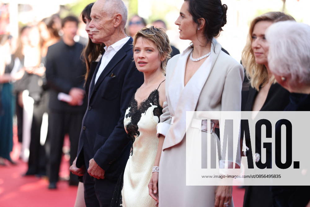 Cannes - La Vie D une Femme Red Carpet Melanie Thierry at the red carpet screening of La Vie d’une Femme during the 79th Cannes Film Festival in Cannes, France on May 13, 2026. Photo by Jerome Domine ABACAPRESS.COM Cannes France
