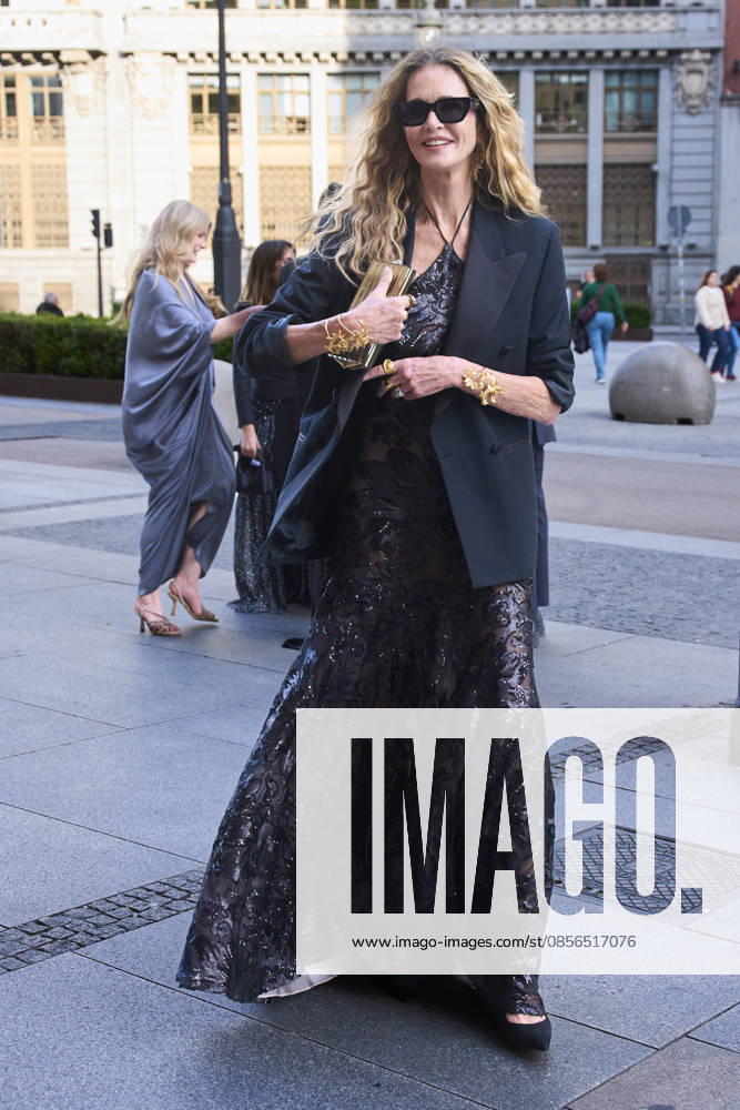 Elle Macpherson attends Prix dâ€⠢Excellence de la Beaute red carpet at Real Casino on May 13, 2026 in Madrid, Spain Madrid Spain - ZUMAg15_ 20260513_zaf_g15_001