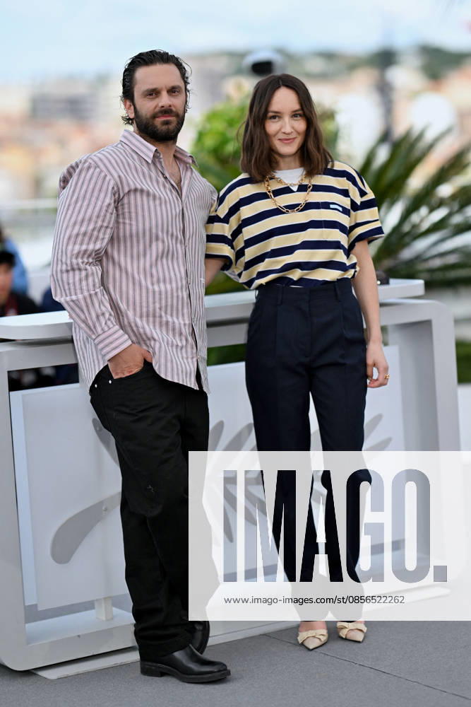 Cannes La Venus Electrique Photocall. FC Cast members Hannah Einbinder, Gillian Anderson, Gilles Lellouche, Gustave Kervern and Madeleine Baudot attending the La Venus Electrique photocall during the 79th Cannes Film Festival in Cannes, France on May 13, 2026. Photo by Franck Castel ABACAPRESS.COM Cannes