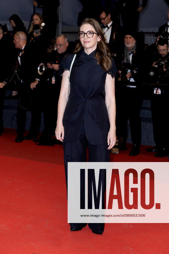 Aurore Bergé, Ministre déléguée chargé de lÉgalité entre les femmes et les hommes et de la Lutte contre les discriminations Montée des marches du film Labandon lors du 79ème Festival International du Film de Cannes, le 13 mai 2026 Olivier Borde Bestimage Red carpet for Forsaken at the 79th Cannes International Film Festival on May 13, 2026 Cannes France