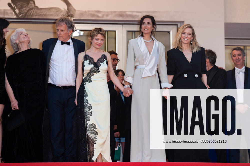 Cannes La vie d une femme Screening NG Erri De Luca, Suzanne de Baecque, Charles Berling, Mélanie Thierry, Marie-Christine Barrault, Charline Bourgeois-Tacquet, Léa Drucker, David Thion, Philippe Martin and Jacques-Henri Bronckart leaving the ‘La vie d’une femme (A women’s life)’ Screening and Red Carpet at Palais Des Festivals in Cannes, France on May 13 2026 as part of the 79th Cannes Film Festival. Photo by Nicolas Genin ABACAPRESS.COM Cannes France