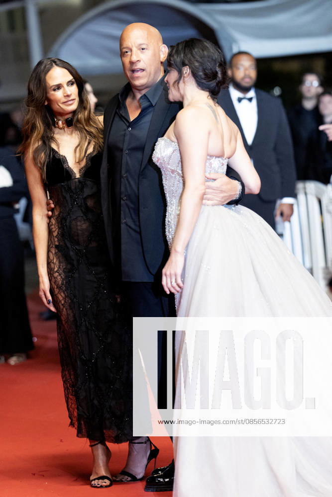 Jordana Brewster, Vin Diesel, Michelle Rodriguez Montée des marches du film The Fast and the Furious lors du 79ème Festival International du Film de Cannes, le 13 mai 2026 Olivier Borde Bestimage Red carpet for The Fast and the Furious at the 79th Cannes International Film Festival on May 13, 2026 Cannes France