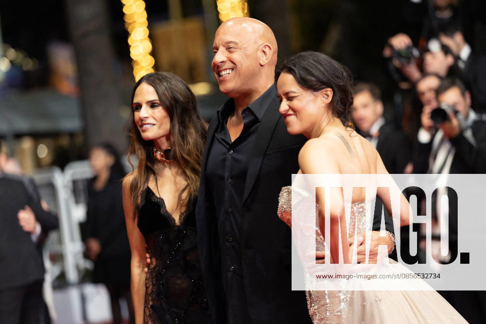 Jordana Brewster, Vin Diesel, Michelle Rodriguez Montée des marches du film The Fast and the Furious lors du 79ème Festival International du Film de Cannes, le 13 mai 2026 Olivier Borde Bestimage Red carpet for The Fast and the Furious at the 79th Cannes International Film Festival on May 13, 2026 Cannes France