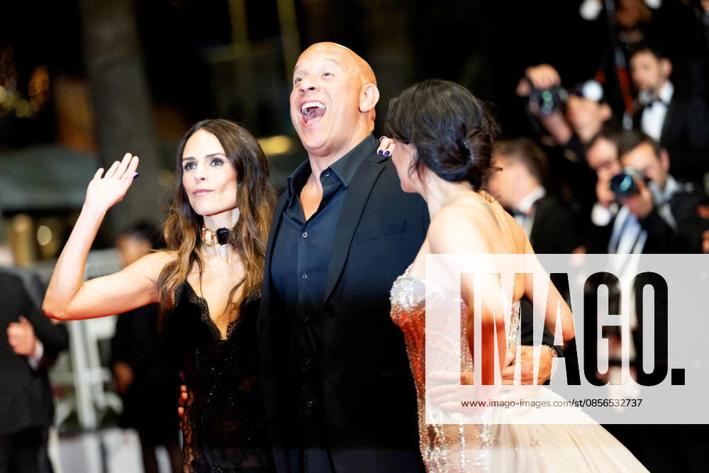 Jordana Brewster, Vin Diesel, Michelle Rodriguez Montée des marches du film The Fast and the Furious lors du 79ème Festival International du Film de Cannes, le 13 mai 2026 Olivier Borde Bestimage Red carpet for The Fast and the Furious at the 79th Cannes International Film Festival on May 13, 2026 Cannes France