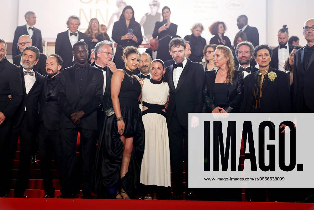 Azize Kabouche, guest, Diamadoua Sissoko, François Kraus, Emma Boumali, Mickaëlle Paty sœur de Samuel Paty , Antoine Reinartz, Emmanuelle Bercot, Mounira Barbouch Descente des marches du film Labandon lors du 79ème Festival International du Film de Cannes, le 13 mai 2026 Jacovides Moreau Bestimage People leaving the red carpet for Forsaken at the 79th Cannes International Film Festival on May 13, 2026 Cannes France