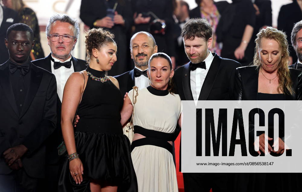 Diamadoua Sissoko, François Kraus, Emma Boumali, Mickaëlle Paty sister of Samuel Paty , Antoine Reinartz, Emmanuelle Bercot Descente des marches du film Labandon lors du 79ème Festival International du Film de Cannes, le 13 mai 2026 Jacovides Moreau Bestimage People leaving the red carpet for Forsaken at the 79th Cannes International Film Festival on May 13, 2026 Cannes France