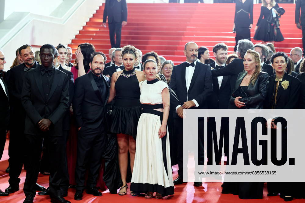 Nedjim Bouizzoul, Diamadoua Sissoko, guest, Emma Boumali, Mickaëlle Paty sœur de Samuel Paty , Antoine Reinartz, Emmanuelle Bercot, Mounira Barbouch Descente des marches du film Labandon lors du 79ème Festival International du Film de Cannes, le 13 mai 2026 Jacovides Moreau Bestimage People leaving the red carpet for Forsaken at the 79th Cannes International Film Festival on May 13, 2026 Cannes France
